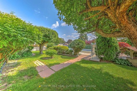 Photo 46 at 89 Portage Avenue, Pelmo Park W4, Toronto