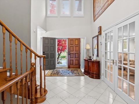 Photo 6 at 28 Bridgend Court S, Islington Woods, Vaughan