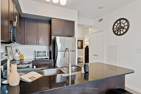 Photo 9 at 4301 - 65 Bremner Boulevard, Waterfront Communities C1, Toronto