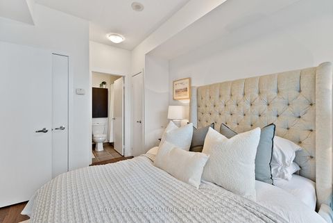 Photo 25 at 4301 - 65 Bremner Boulevard, Waterfront Communities C1, Toronto