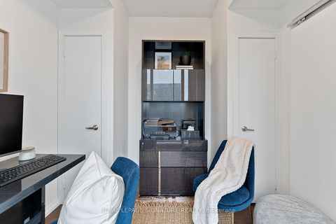 Photo 31 at 4301 - 65 Bremner Boulevard, Waterfront Communities C1, Toronto