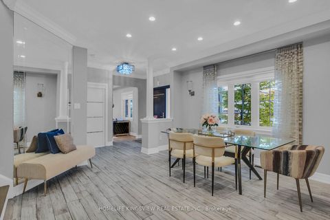 Photo 13 at 162 Corner Brook Crescent, Vellore Village, Vaughan