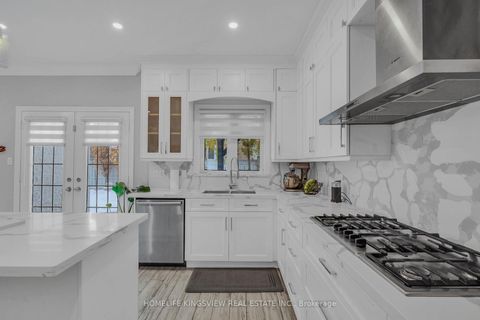 Photo 21 at 162 Corner Brook Crescent, Vellore Village, Vaughan