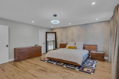 Photo 27 at 162 Corner Brook Crescent, Vellore Village, Vaughan