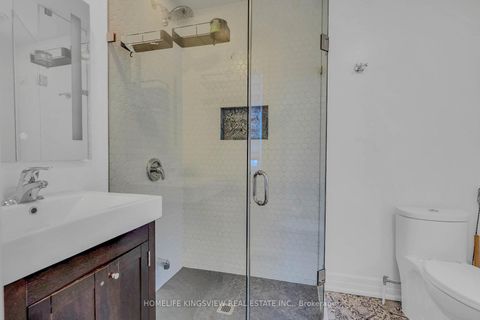 Photo 35 at 162 Corner Brook Crescent, Vellore Village, Vaughan