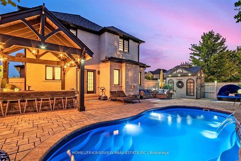 Photo 42 at 162 Corner Brook Crescent, Vellore Village, Vaughan