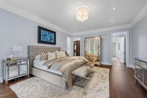 Photo 14 at 1717B Bathurst Street, Forest Hill South, Toronto