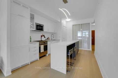 Photo 15 at 314 - 25 Malcolm Road, Leaside, Toronto