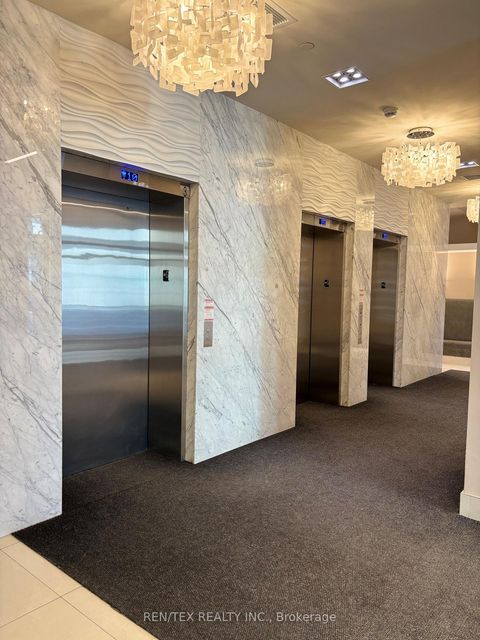 Photo 6 at 1003 - 9618 Yonge Street, North Richvale, Richmond Hill