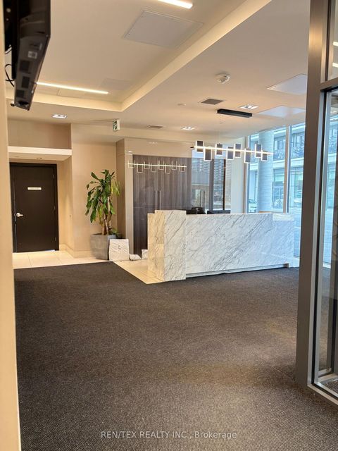 Photo 7 at 1003 - 9618 Yonge Street, North Richvale, Richmond Hill