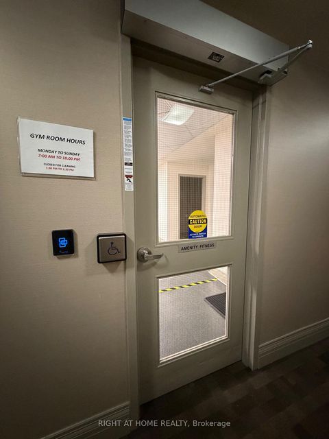 Photo 7 at 910 - 61 Heintzman Street, Junction Area, Toronto