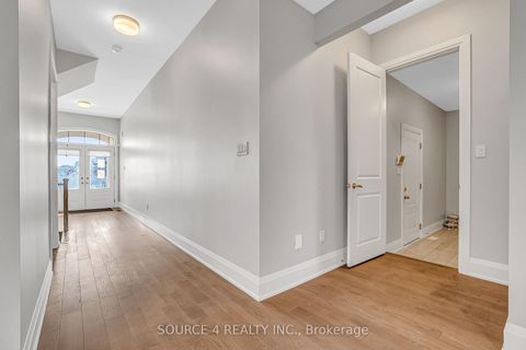 Photo 6 at 522 Kleinburg Summit Way, Kleinburg, Vaughan