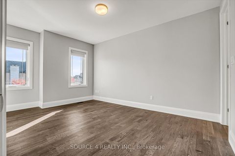 Photo 23 at 522 Kleinburg Summit Way, Kleinburg, Vaughan