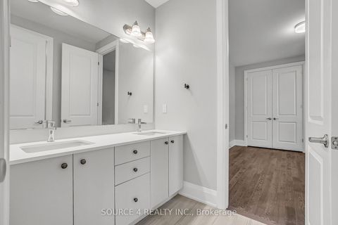 Photo 28 at 522 Kleinburg Summit Way, Kleinburg, Vaughan