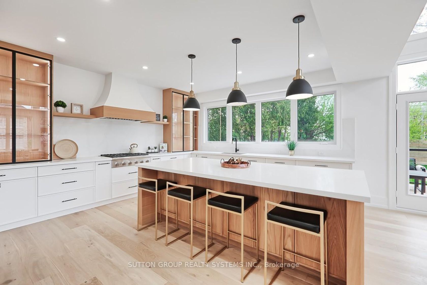 214 Shaver Avenue N, City Centre West, Toronto 