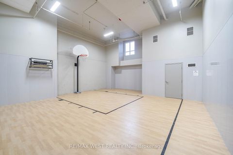 Photo 8 at 420 - 816 Lansdowne Avenue, Junction, Toronto