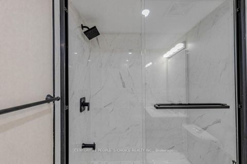 Photo 38 at 25 - 47 Hays Boulevard, RO River Oaks, Oakville