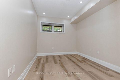 Photo 40 at 25 - 47 Hays Boulevard, RO River Oaks, Oakville