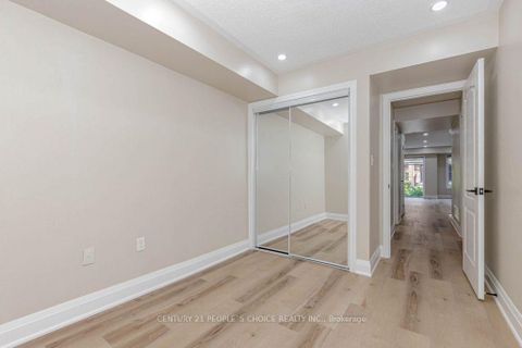 Photo 42 at 25 - 47 Hays Boulevard, RO River Oaks, Oakville