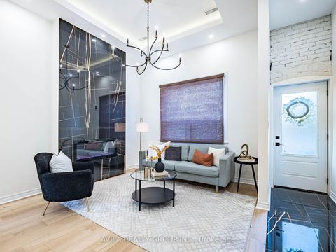 Photo 4 at 918 Ossington Avenue, Junction, Toronto