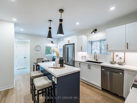 Photo 8 at 918 Ossington Avenue, Junction, Toronto