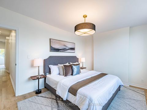 Photo 20 at 918 Ossington Avenue, Junction, Toronto