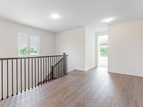 Photo 24 at 34 Montorio Drive, Rural Richmond Hill, Richmond Hill