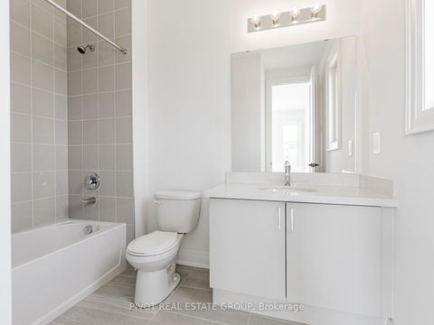 Photo 33 at 34 Montorio Drive, Rural Richmond Hill, Richmond Hill