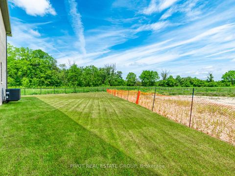 Photo 40 at 34 Montorio Drive, Rural Richmond Hill, Richmond Hill