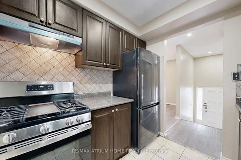 Photo 5 at 3 Plumbrook Crescent, Malvern West, Toronto