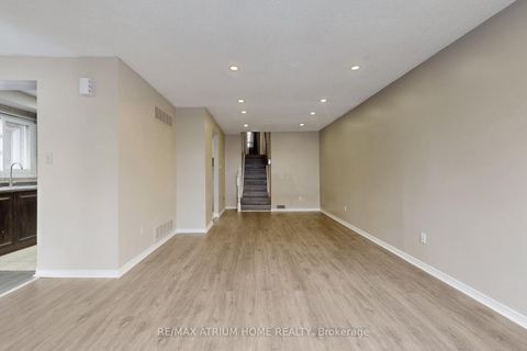 Photo 14 at 3 Plumbrook Crescent, Malvern West, Toronto
