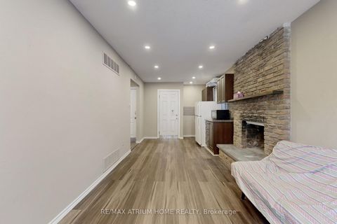 Photo 30 at 3 Plumbrook Crescent, Malvern West, Toronto