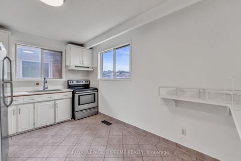 Photo 18 at 579A Delaware Avenue N, Junction, Toronto