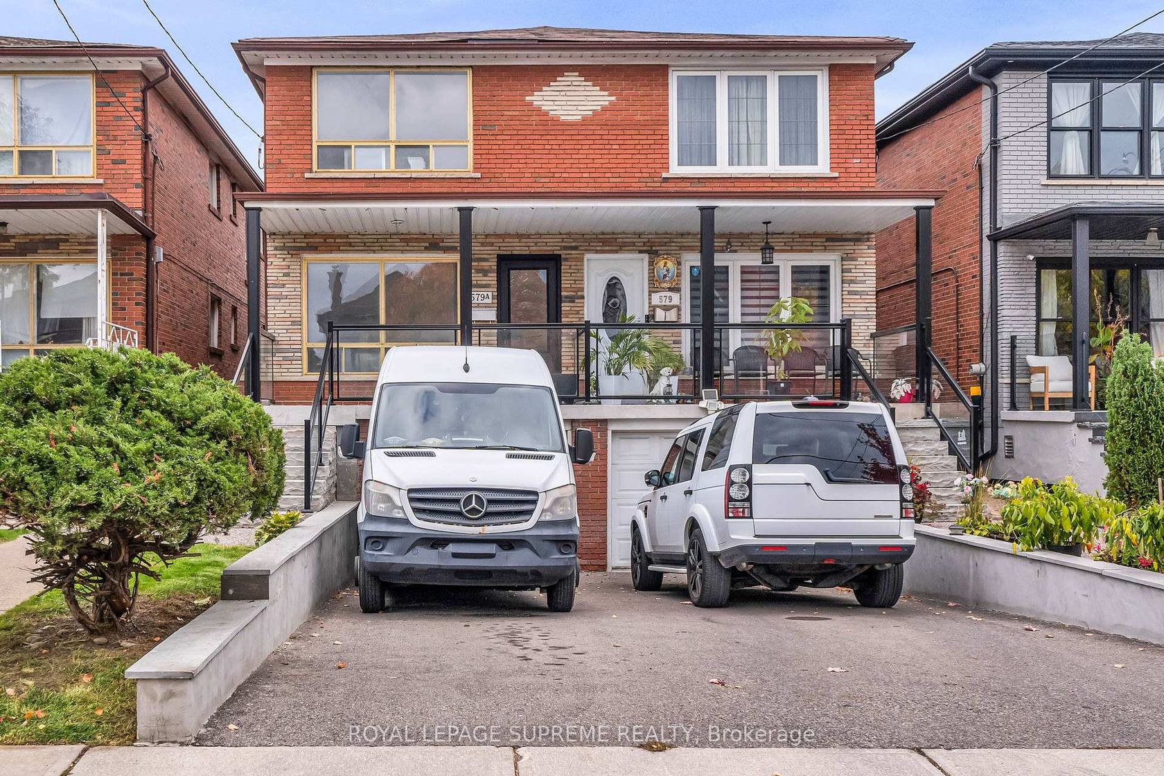 579A Delaware Avenue N, Wychwood, Toronto by Loree Meneguzzi Real Estate 579A Delaware Avenue N, Wychwood, Toronto