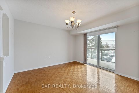 Photo 9 at 210 - 2506 Rutherford Road, Maple, Vaughan