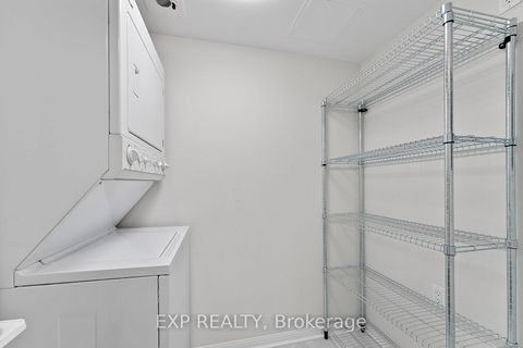 Photo 26 at 210 - 2506 Rutherford Road, Maple, Vaughan