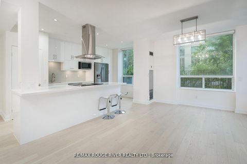 Photo 11 at 109 - 238 Doris Avenue, Willowdale East, Toronto