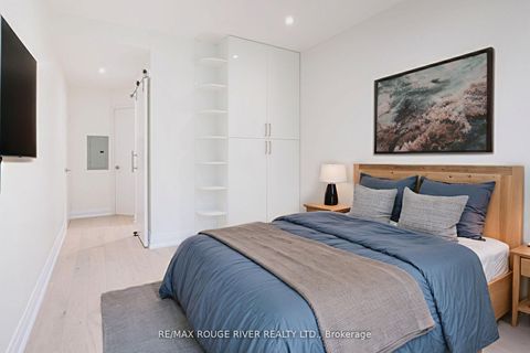 Photo 14 at 109 - 238 Doris Avenue, Willowdale East, Toronto