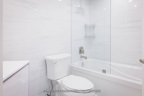 Photo 18 at 109 - 238 Doris Avenue, Willowdale East, Toronto