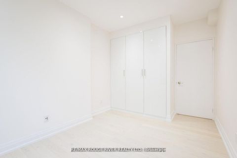 Photo 21 at 109 - 238 Doris Avenue, Willowdale East, Toronto