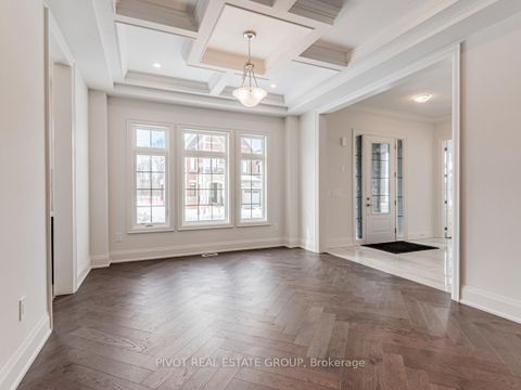 Photo 5 at 19 Montorio Drive, Rural Richmond Hill, Richmond Hill