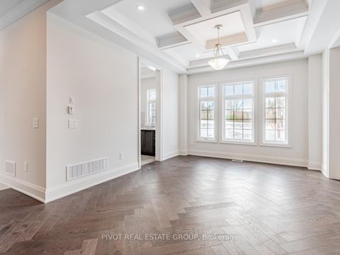 Photo 6 at 19 Montorio Drive, Rural Richmond Hill, Richmond Hill