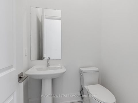 Photo 17 at 19 Montorio Drive, Rural Richmond Hill, Richmond Hill