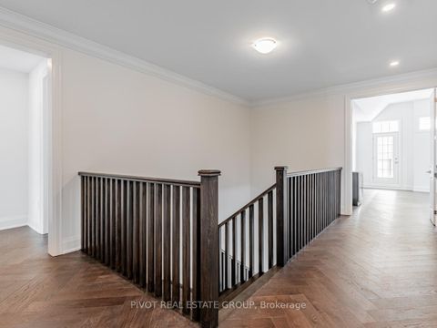 Photo 18 at 19 Montorio Drive, Rural Richmond Hill, Richmond Hill