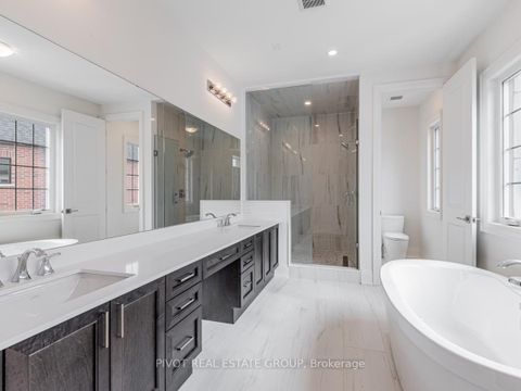 Photo 21 at 19 Montorio Drive, Rural Richmond Hill, Richmond Hill