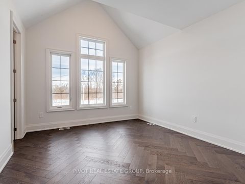 Photo 29 at 19 Montorio Drive, Rural Richmond Hill, Richmond Hill