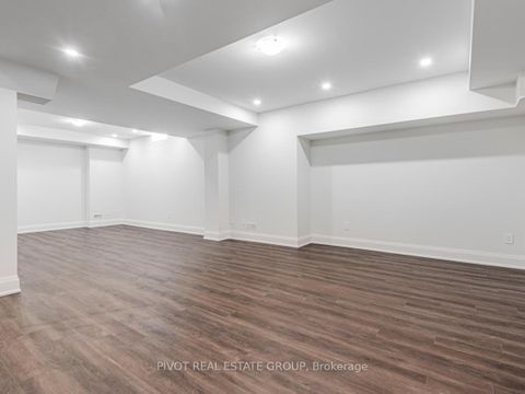 Photo 33 at 19 Montorio Drive, Rural Richmond Hill, Richmond Hill