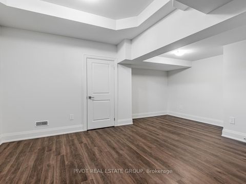 Photo 38 at 19 Montorio Drive, Rural Richmond Hill, Richmond Hill