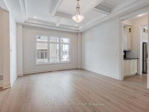 Photo 9 at 43 Montorio Drive, Rural Richmond Hill, Richmond Hill