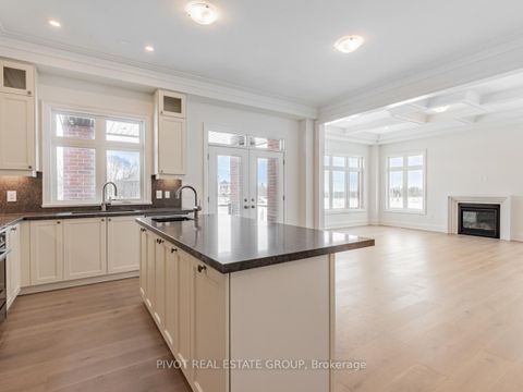 Photo 14 at 43 Montorio Drive, Rural Richmond Hill, Richmond Hill